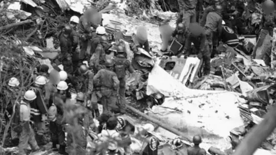 05 JAL 123 Jatuh di Gunung Takamagahara dekat Gunma